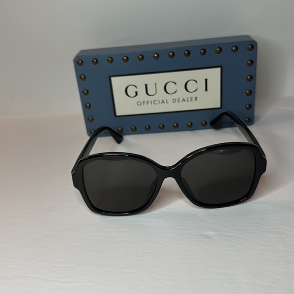 New Gucci Women's Gg0765SA 57mm Rectangle Sunglasses - Picture 3 of 16